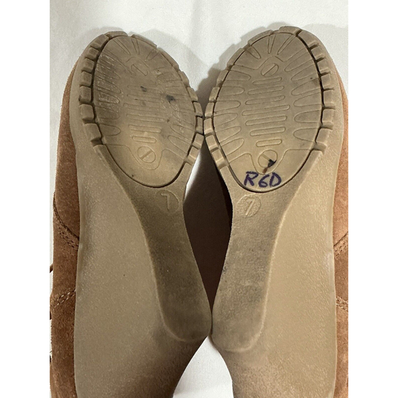 Womans White Mountain Icon Brown Suede 7m Laceup Wedge Shoe Bootie - Picture 8 of 9